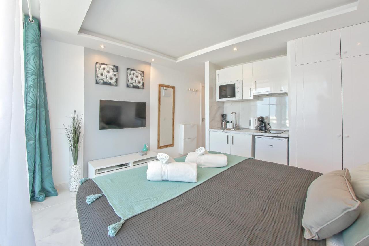 Modern Studio With A Sea View And Pool Access Ponderosa 801 Playa de las Americas  Eksteriør bilde